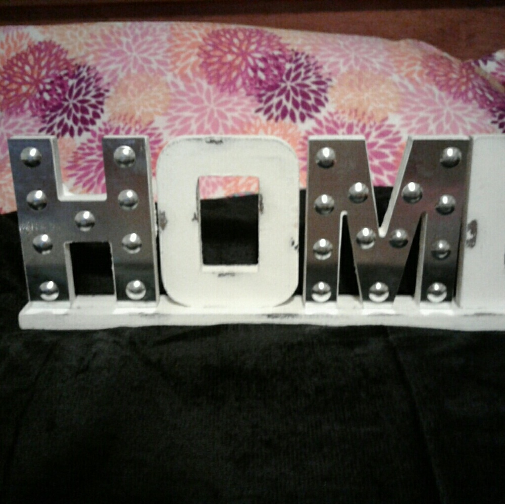 Top - Picture 3 of 4